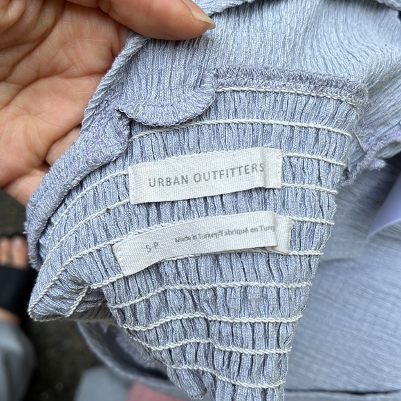 URBAN OUTFITTERS: lavender open back, mock neck princess top! - Picture 3 of 3